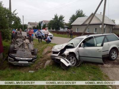 ДТП в Калинковичах: не уступил дорогу — три человека в больнице - naviny.by - Калинковичи