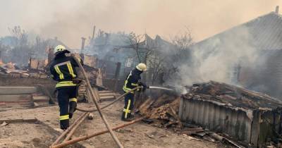 Денис Шмыгаль - Правительство окажет помощь семьям 30 сгоревших домов во время пожара в Луганской области - tsn.ua - Украина - Луганская обл.
