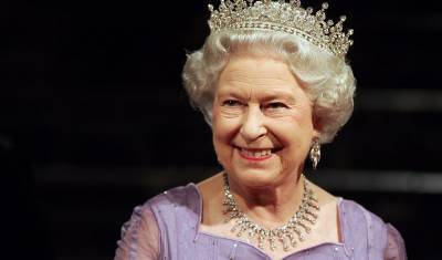 В Великобритании ожидают массовых увольнений прислуги королевы - newizv.ru - Англия - Шотландия