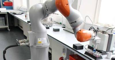 Ученые сделали робота-ученого - popmech.ru