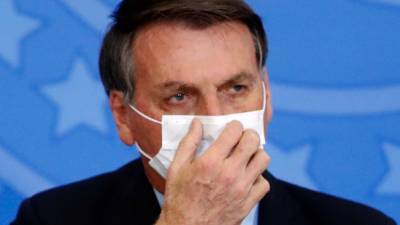 Отрицавший пандемию COVID-19 президент Бразилии заразился коронавирусом - newzfeed.ru - Бразилия - Бразилиа