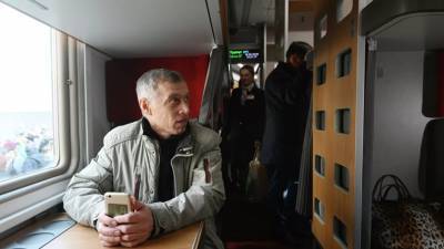 Евгений Дитрих - В ОП выступили за запрет продажи алкоголя в вагонах-ресторанах - russian.rt.com - Россия