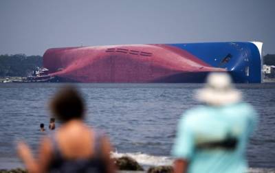 Опрокинувшееся судно с тысячами авто утопят в океане - korrespondent.net - США