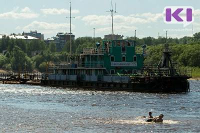 Утонувшего 18-летнего юношу на сыктывкарском пляже будут искать водолазы - komiinform.ru - респ. Коми