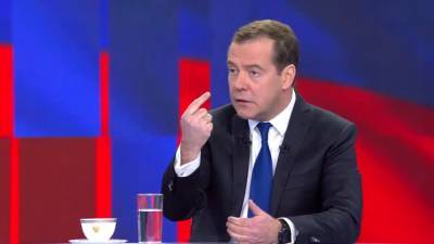 Дмитрий Медведев - Медведев заявил, что украинцы должны смириться с воссоединением Крыма с РФ - riafan.ru - Москва - Россия - Украина - Киев - Крым