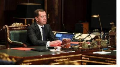 Дмитрий Медведев - Медведев рассказал о тяжёлом решении по пенсионной реформе - piter.tv - Россия - США