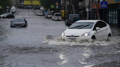 Без света и под водой: видео последствий мощного урагана в Калужской и Тульской областях - 5-tv.ru - Красноярский край - Тула - Калужская обл. - Тульская обл.