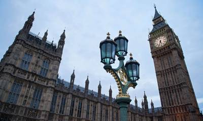 Оливер Дауден - Британские власти анонсировали новое ослабление карантина - capital.ua - Англия