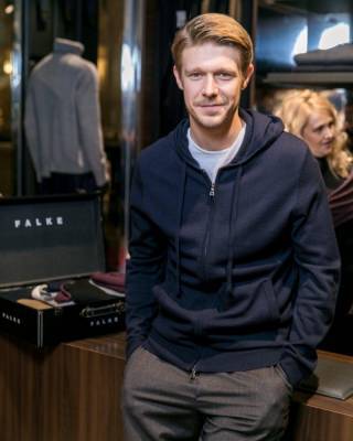 Михаил Ефремов - Сергей Гармаш - Никита Ефремов - Алексей Герман - Ефремов прокомментировал скандальный уход Гармаша из “Современника” - actualnews.org