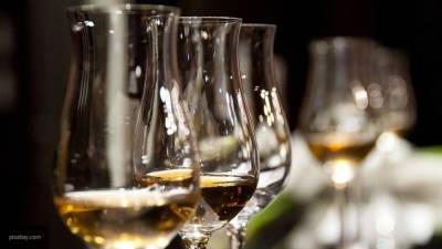Россияне стали реже покупать алкоголь в 2020 году - polit.info - Россия - Такск