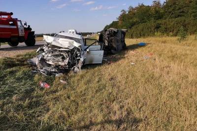 3 человека пострадали в жестком ДТП на встречной полосе в Краснодарском крае - kubnews.ru - Краснодарский край - Майкоп