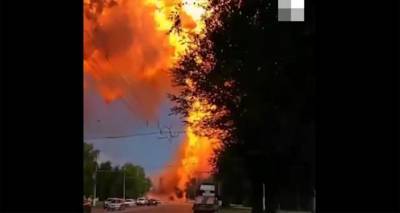 Газовая цистерна горит в Волгограде, есть пострадавшие. Видео очевидцев - ru.armeniasputnik.am - Россия - Волгоград