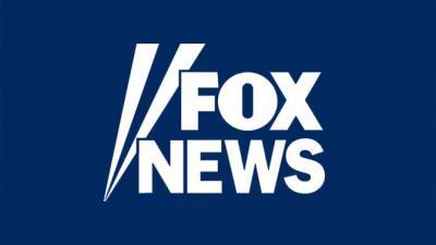 В США самым популярным в прайм-тайм стал "протрамповский" канал Fox News - nakanune.ru - США