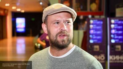 Нино Нинидзе - Кирилл Плетнев - Кирилл Плетнев замечен на свидании с начинающей актрисой в питерском баре - newinform.com - Санкт-Петербург
