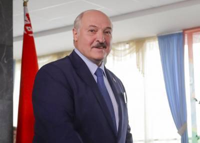 Лидия Ермошина - Александр Лукашенко - Светлана Тихановская - Лукашенко набирает 80,08% голосов на выборах президента Белоруссии - m24.ru - Белоруссия - Минск