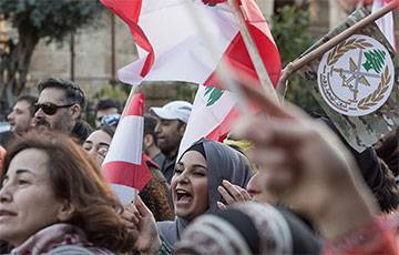 Хасан Диаб - Протесты в Бейруте продолжаются, несмотря на заявление правительства об отставке - charter97.org - Ливан - Бейрут - Бейрут