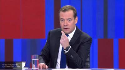Дмитрий Медведев - Медведев обвинил США в намерении использовать интернет в своих целях - politros.com - Россия - США