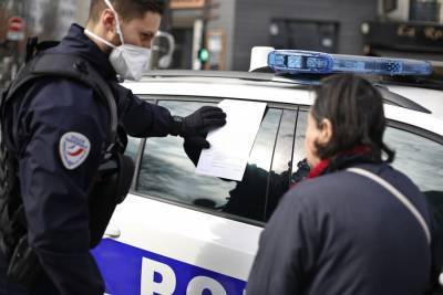 Тревор Рид - Полицейские в Париже пострадали при нападении голого мужчины - m24.ru - Москва - Россия - США - Техас - Франция - Париж