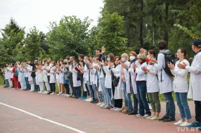 В Минске на акцию вышли медики, требующие остановить насилие - vkcyprus.com - Белоруссия - Минск - Протесты
