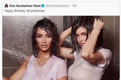 Ким Кардашьян - Пирс Морган - Ким Кардашьян удалила фото с сестрой из душа после насмешек телеведущего - lenta.ru - США