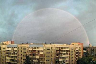 Огромную радугу в небе заметили жаворонки-новосибирцы - novos.mk.ru - Новосибирск