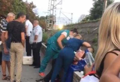 Толпа изрезала ножом мужчину в Ростове у главного ЖД вокзала - privet-rostov.ru