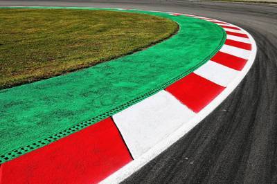 Стюарды будут обращать особое внимание на 2-й поворот - f1news.ru