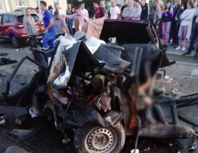 В Уфе в массовой аварии погибли два человека, еще двое госпитализированы - news102.ru - Уфа