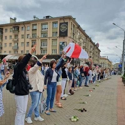 Юрий Караев - Протестующие начали собираться у метро "Пушкинская" в Минске - radiomayak.ru - Белоруссия - Минск