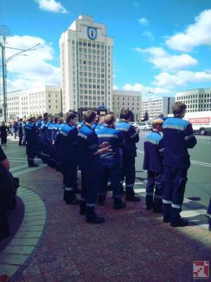 Работники Минского метрополитена присоединились к акции протеста - naviny.by - Белоруссия - Минск