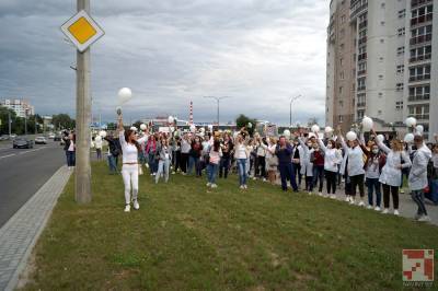 До пяти тысяч человек вышли в Могилеве на марш против насилия - naviny.by
