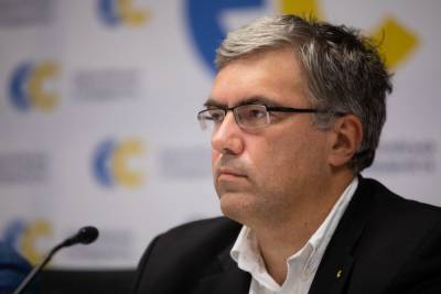 "Европейская Солидарность" требует немедленного созыва внеочередной сессии Верховной Рады из-за катастрофической ситуации с коронавирусом - prm.ua - Украина