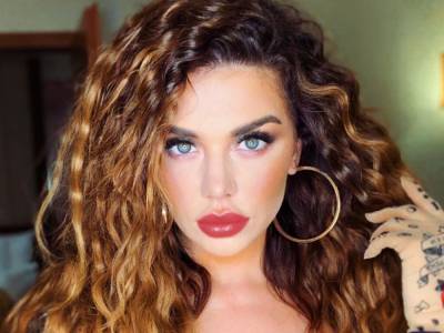 Анна Седокова - «Грудь года»: 37-летняя Анна Седокова поделилась новым пикантным снимком - golos.ua - Украина