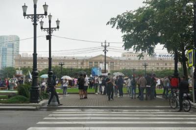 В Хабаровске на площади Ленина собрались 300-400 митингующих - hab.aif.ru - Хабаровск