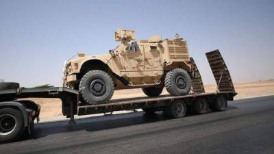 Ахмад Марзук (Ahmad Marzouq) - Сирия новости 15 августа 12.30: США перебросили военный конвой из Ирака в Хасаку - riafan.ru - США - Сирия - Турция - Ирак