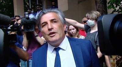 Михаил Ефремов - Эльман Пашаев - Адвокат Ефремова объяснил отказ артиста от признания вины - m24.ru