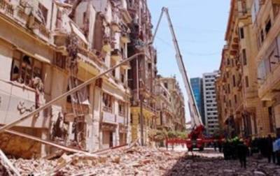 В столице Египта обрушился дом: спасли 18 человек - korrespondent.net - Египет - Индия - Мумбаи