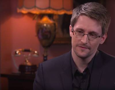 Дональд Трамп - Эдвард Сноуден - Трамп сообщил, что изучит возможность помилования Сноудена - vm.ru - США - Washington