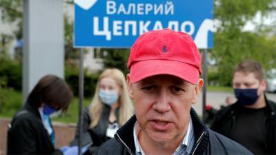 Валерий Цепкало - Светлана Тихановская - Цепкало подтвердил планы переезда с семьей в Польшу - iz.ru - Украина - Киев - Белоруссия - Польша - Вильнюс