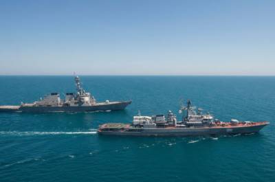 Марис Риекстиньш - В порт Риги вошли два военных корабля НАТО - actualnews.org - Москва - Россия - Канада - Латвия - Рига
