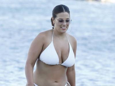 Эшли Грэм - Эшли - Plus-size модель Эшли Грэм показала ранее не опубликованные снимки - golos.ua - Украина