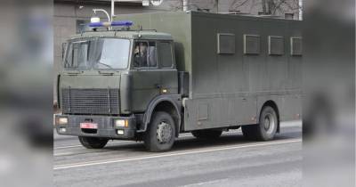 В Минске начались задержания протестующих, которые после митинга расходились по домам (видео) - fakty.ua - Минск