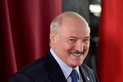 Александр Лукашенко - Мария Колесникова - Лукашенко объяснил избиения протестующих - lenta.ru - Белоруссия - Минск