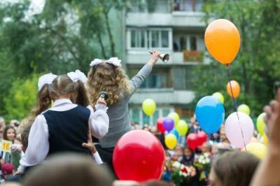 Анна Маркс - В НРК оценили предложение о введении дополнительного выходного родителям 1 сентября - argumenti.ru