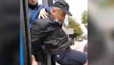 В Днепре конфликт в троллейбусе закончился переломом руки, кадры: "Схватил за ноги и вышвырнул..." - dnepr.politeka.net - Днепр