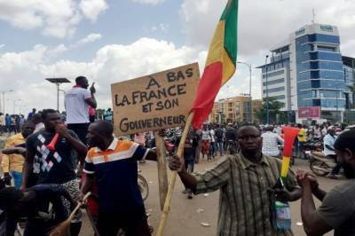 В МИД Германии призвали мятежников в Мали освободить членов правительства - aif.ru - Россия - Германия - Мали - Бамако