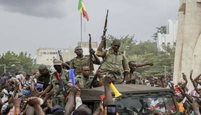 Буба Сиссе - Плененный мятяжниками президент Мали ушел в отставку - anna-news.info - Мали - Бамако