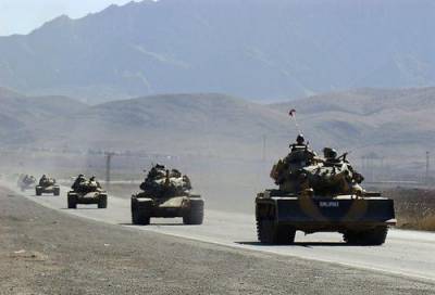 Турция перебрасывает войска в Сирию - argumenti.ru - Сирия - Турция