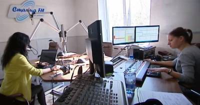 Коллектив белорусского радио "Столица" увольняется в знак протеста - ren.tv - Белоруссия