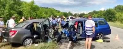 При лобовом столкновении авто под Волгоградом погибли четыре человека - runews24.ru - Волгоград - Волгоградская обл. - район Михайловский